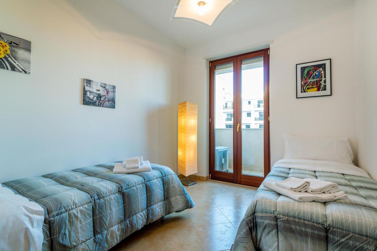 Goodstay Archimede Apartment Lecce Esterno foto
