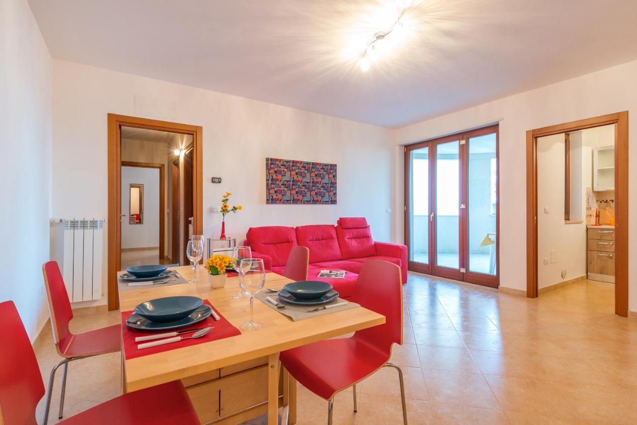 Goodstay Archimede Apartment Lecce Esterno foto